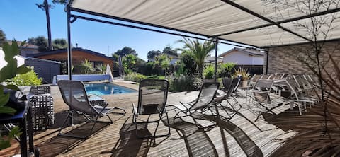 Beach Houses, Pool, Jacuzzi