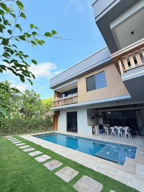 Bosques Lux: whirlpool and security