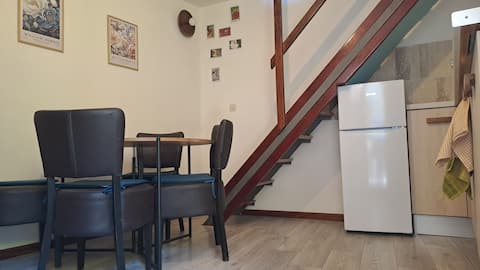 Popular Airbnb listing: Nina's little stone house with the bay view in Kaprije