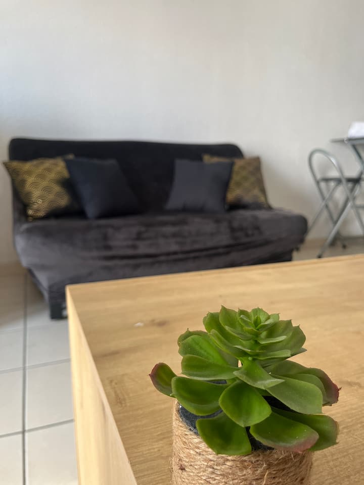 פינת שינה בסלון: מיטת פוטון 135x190