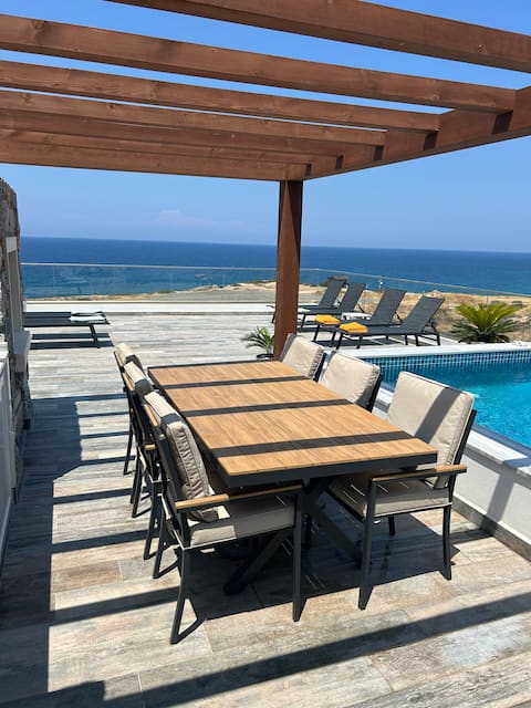 Penthouse with private pool on Esentepe Beach