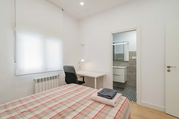 غرفة النوم 1