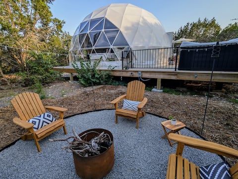 Luxury Stargazing Geodome Experience!