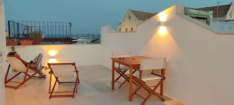 Garitta Dodici - entire house with terrace overlooking the sea