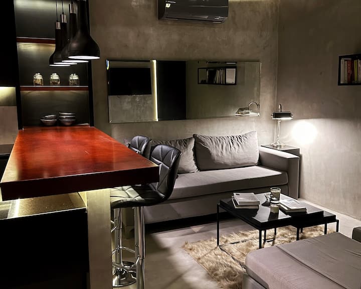 Two-room apartment in Monserrat