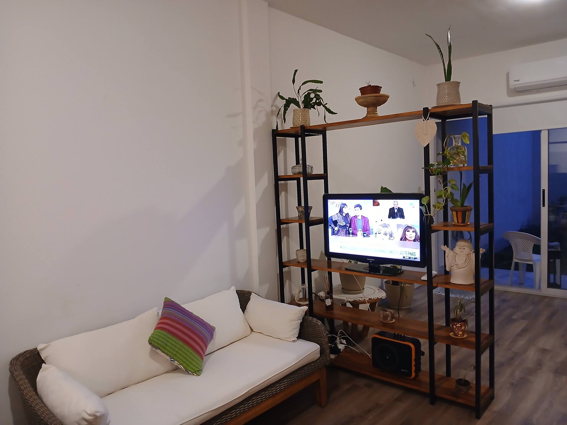 Apartment with a garden, peace, and light