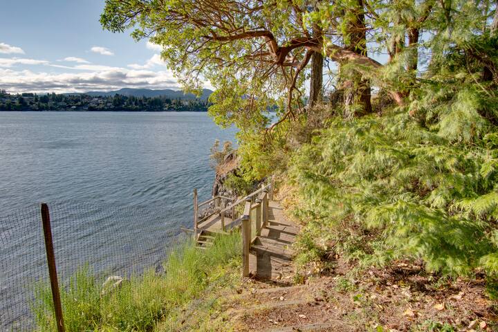 Luxury Oceanfront Guesthouse with Beach Access gallery image 2