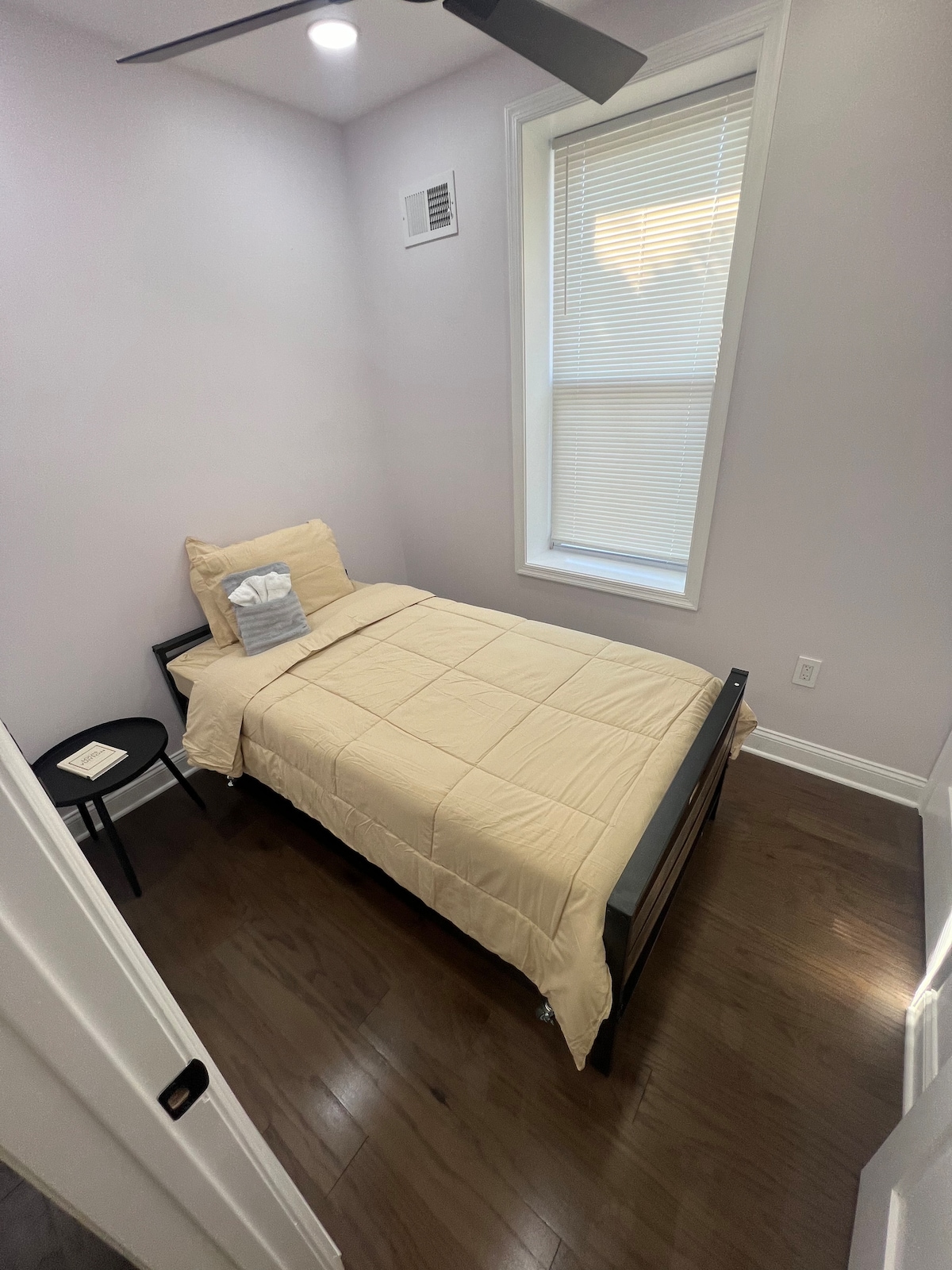 Dhoma e gjumit 3 binjake 