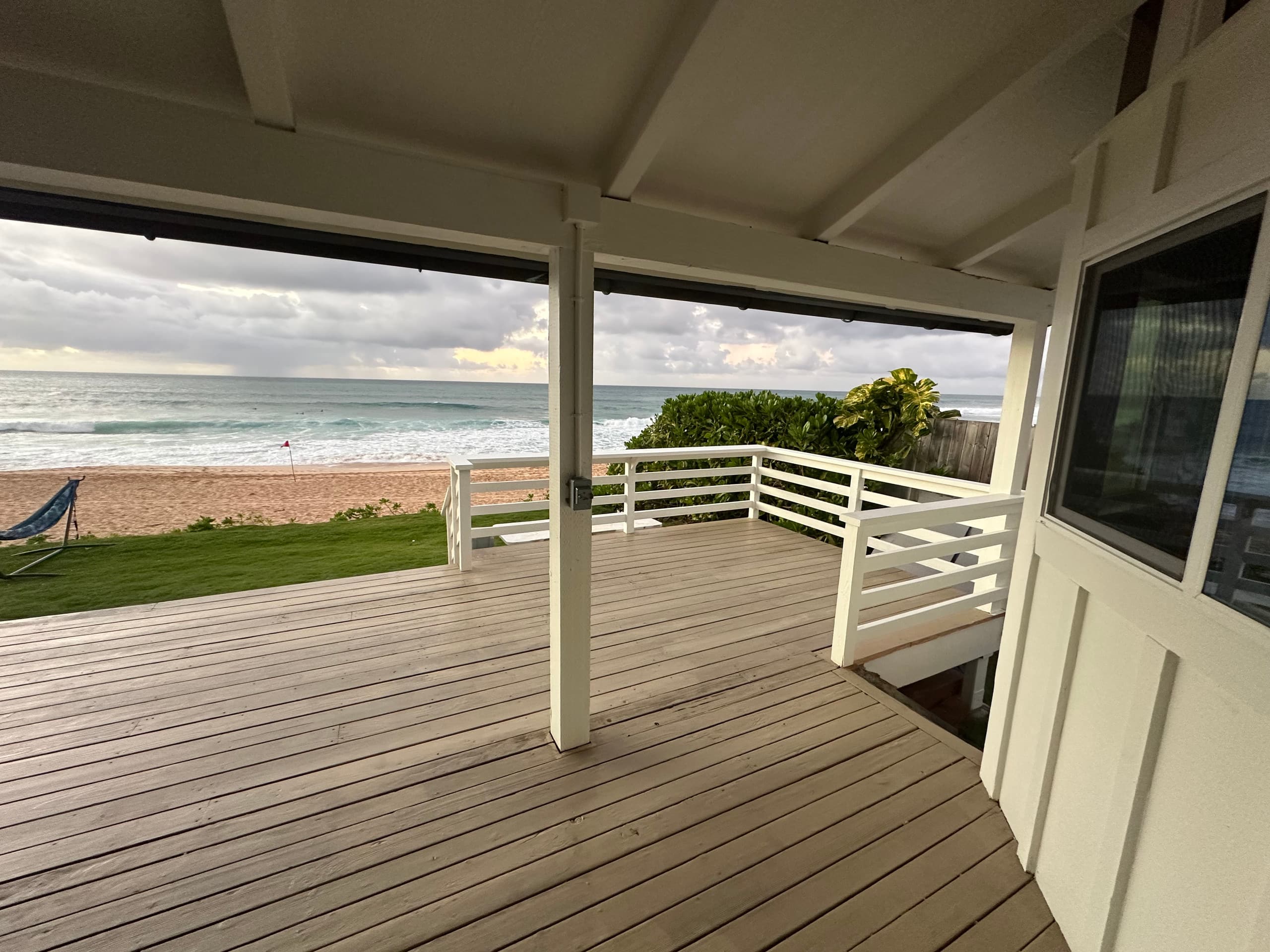 Oceanfront Bliss Pipeline Haven - Photo 26