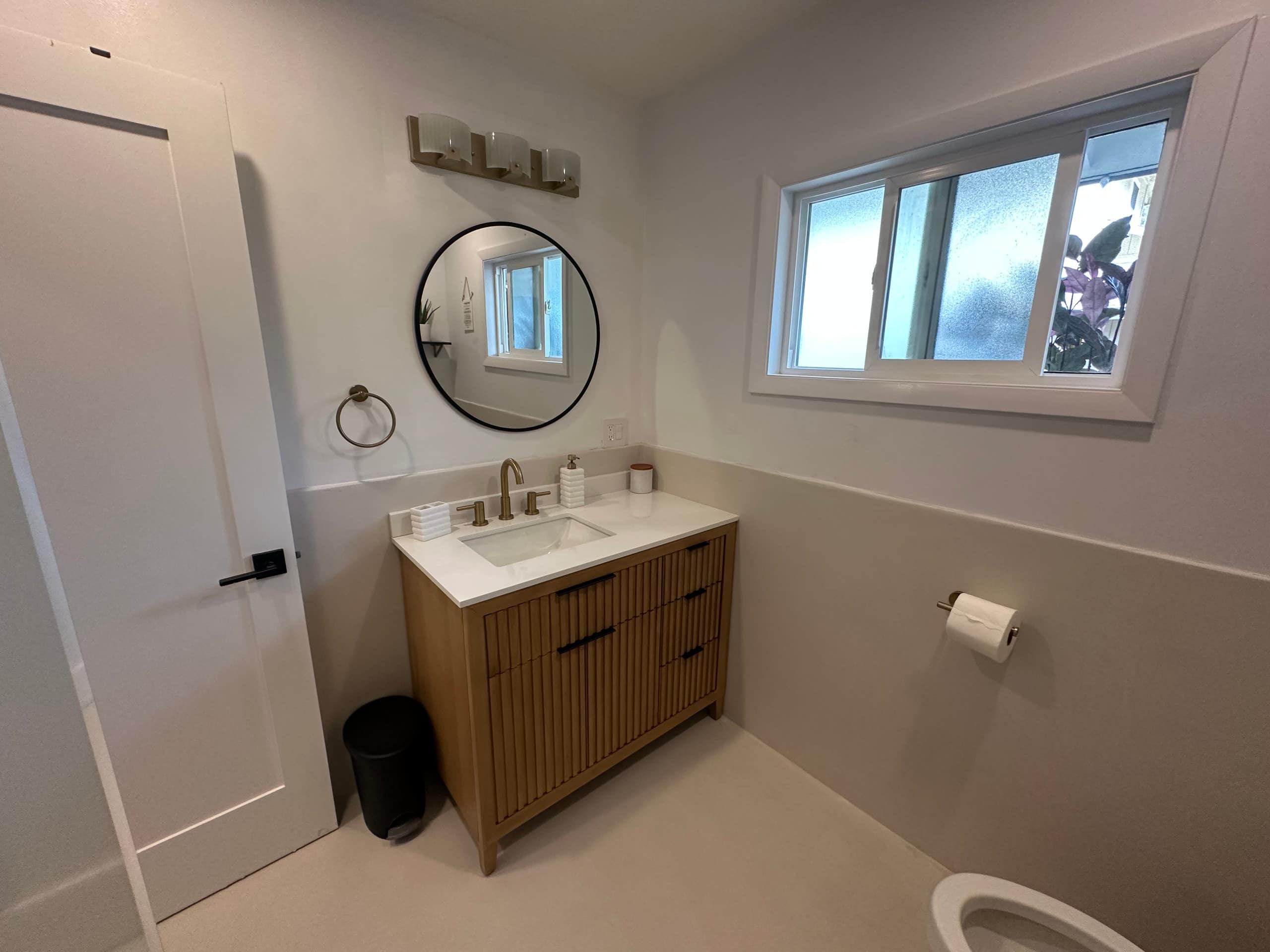 Oceanfront Bliss Pipeline Haven - Photo 18