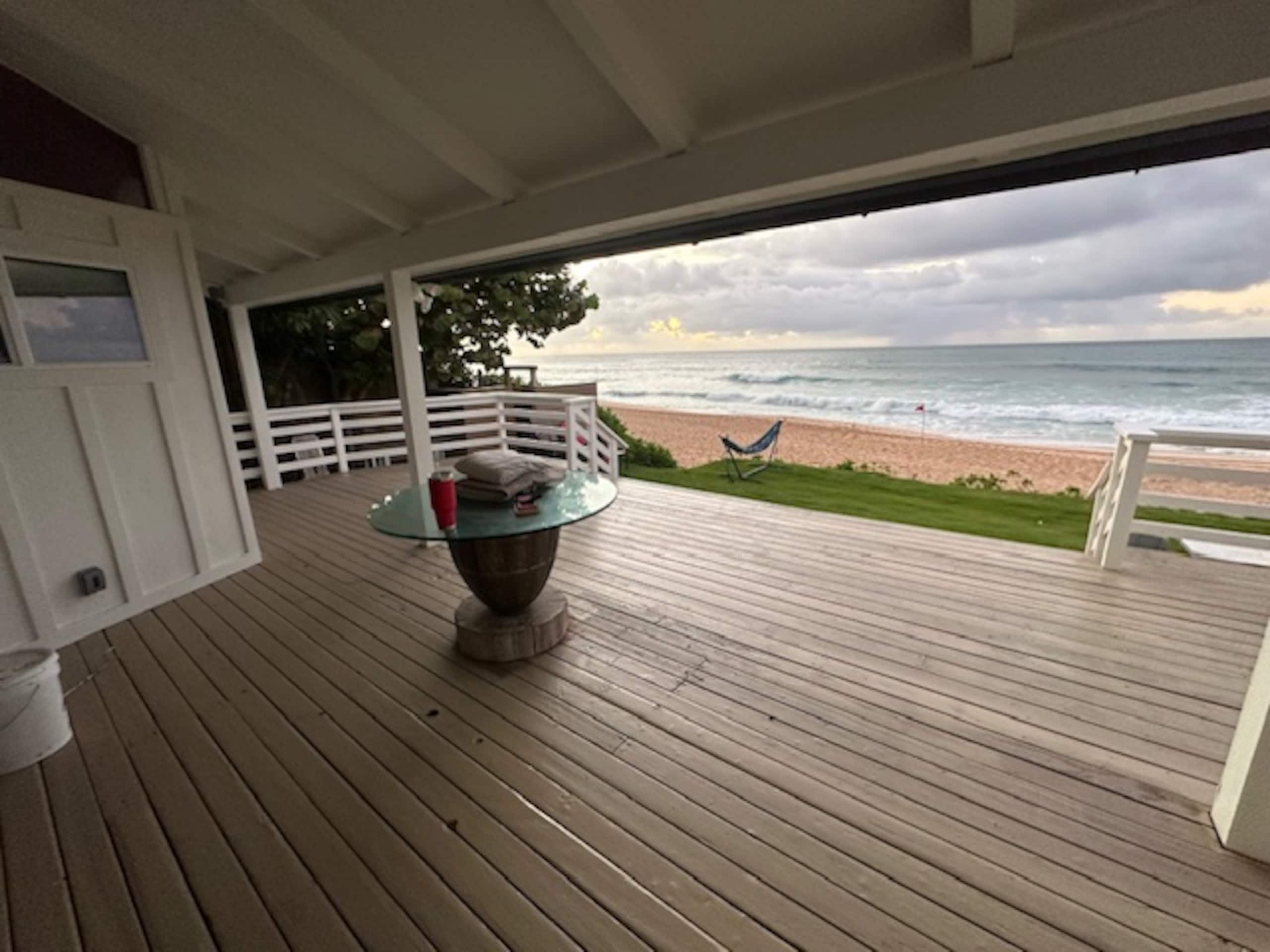 Oceanfront Bliss Pipeline Haven - Photo 32