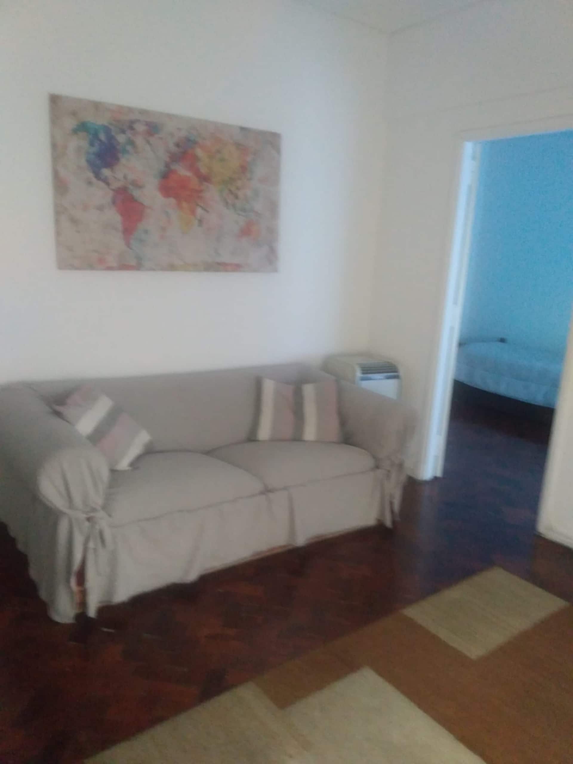 One-bedroom apartment in Monserrat