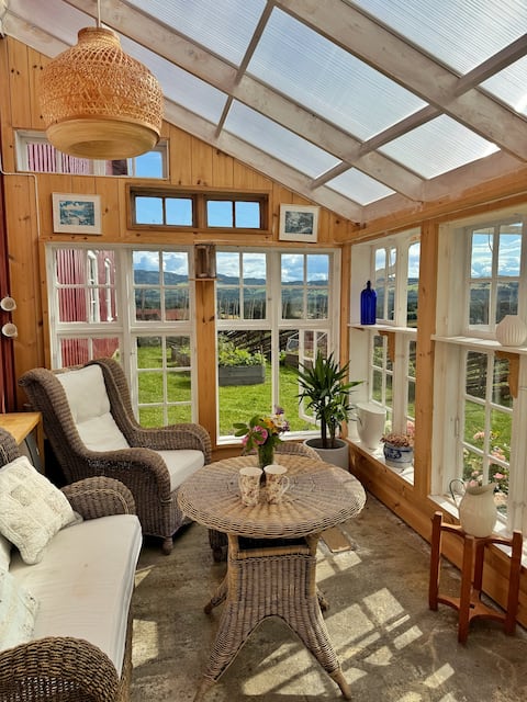 Modern and sunny apartment with private garden