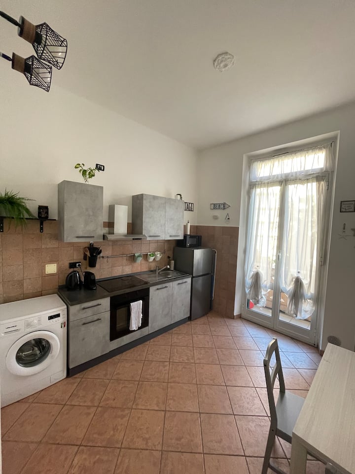 La Casa Di Pepe - Bright Central Apartment - Genua