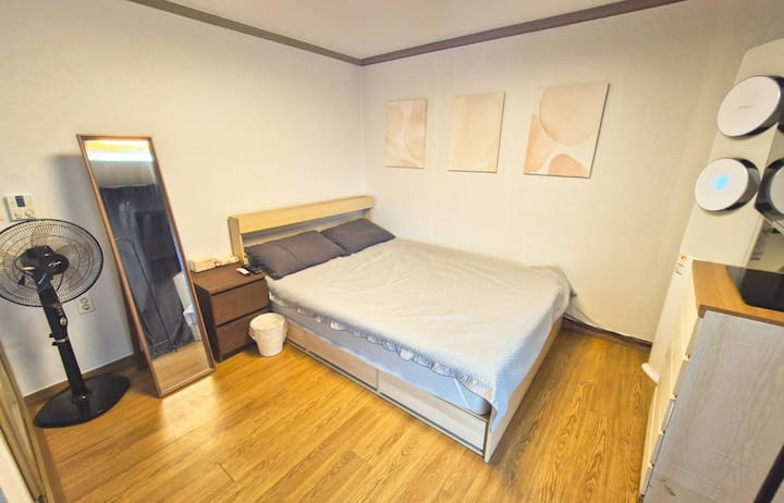 غرفة النوم 1