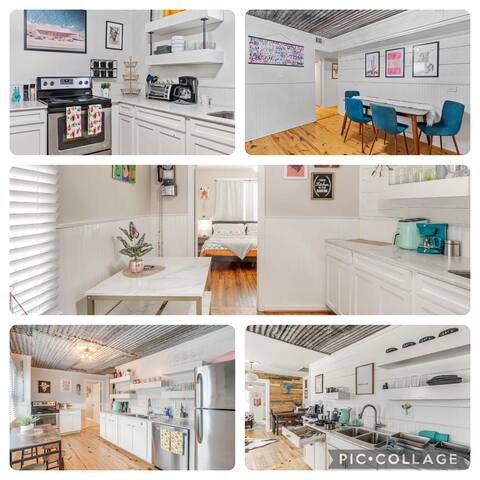 The Whole 4-Plex Sleeps 24 gallery image 3