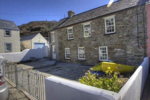 Millbrook, a seaside family home