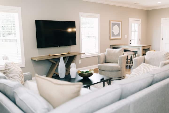 Cozy, Clean Home For Family Or Friends - Bowling Green, KY