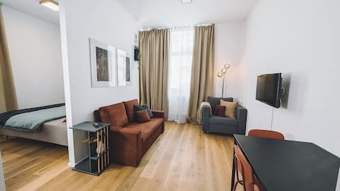 Suite 13 Orange Wood with 4 sleeping options