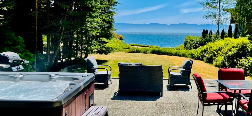 Points West OceanfrontResort 2bed OceanPoint Suite