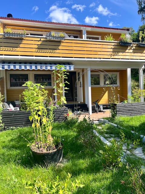 Large townhouse- short way to Oslo!