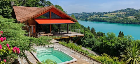 Seeblick romantic chalet spa lake view
