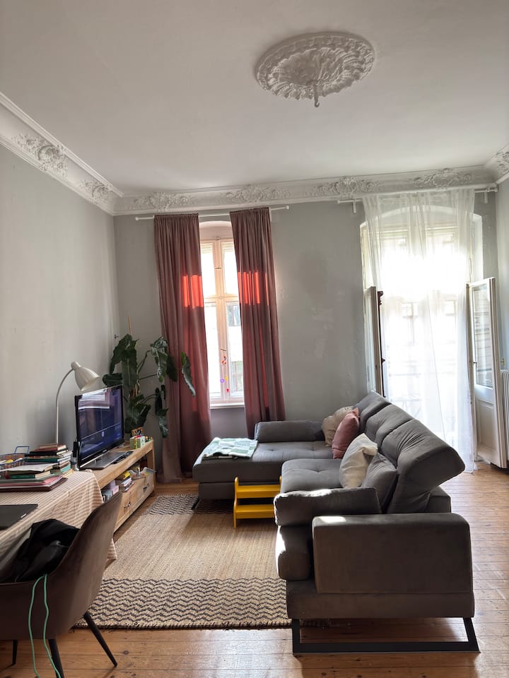 Helle Altbauwohnung Mit Balkon - Berlin-Kreuzberg