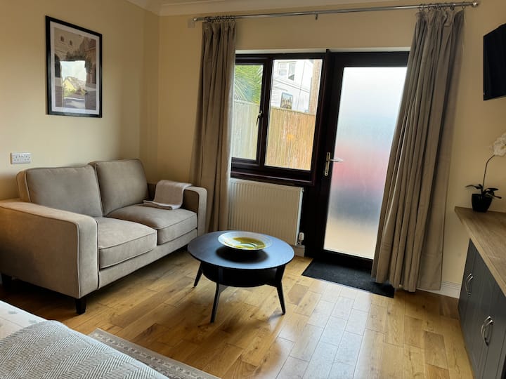 The Nook
Private 1 Bed Guest Suite - Haverfordwest