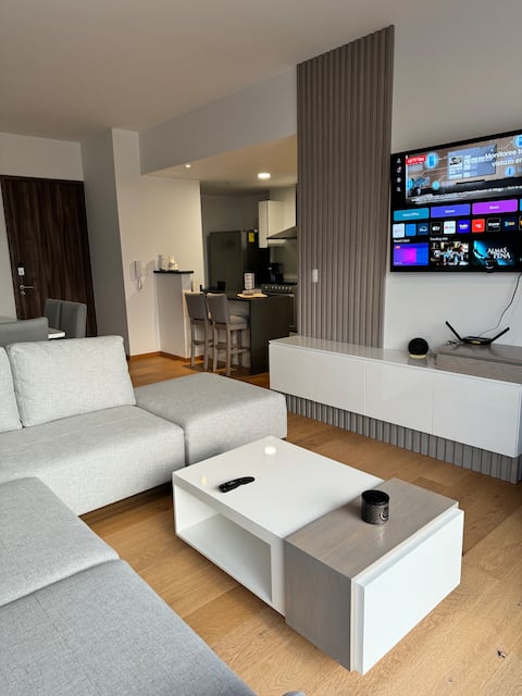 Luxurious condo in Sonata!