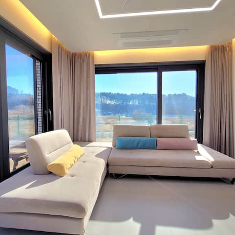 Pocheon-si 1,2 floor private 50 pyeong # Baegun Valley # Sanjeong Lake # Family Trip # Golf Trip # B