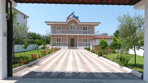 GS Villa, Kamez, Tirana