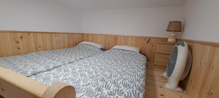 غرفة النوم 2