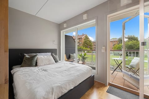 Bright apartment with balcony