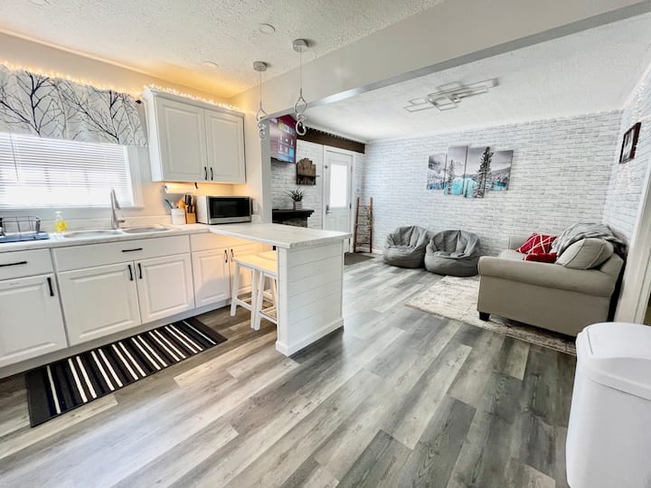 Guesthouse With Massage Chair & Game Room - Shenandoah, VA