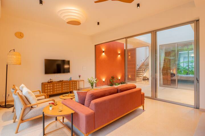 Living room image 10