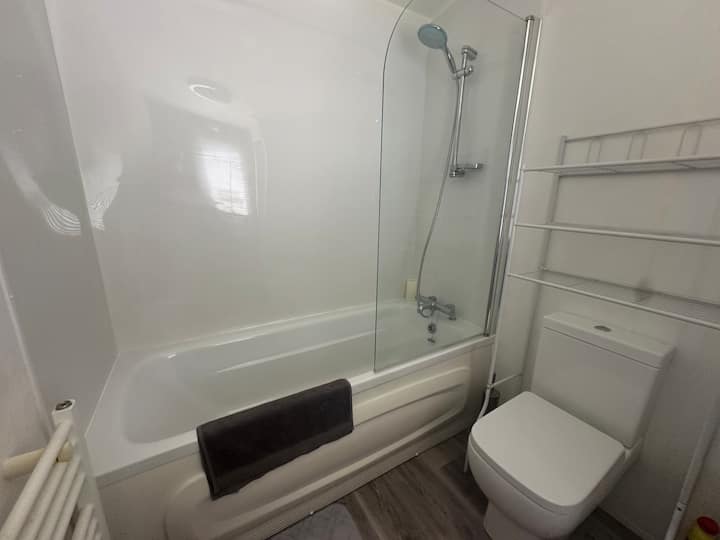 Caravan - Broadland Sands Holiday Park