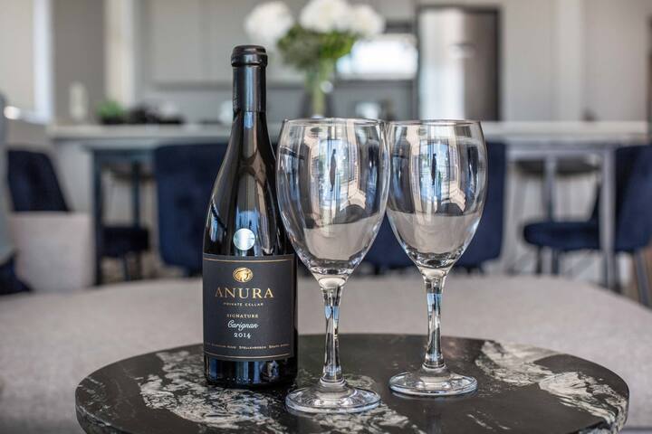 Sea Views • 3 bedThe Fairmont Sea Point/BantryBay gallery image 5