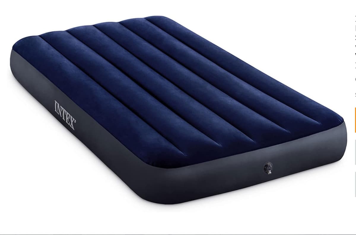 רק מזרן מתנפח ללא חדר שינה נוסף. אפשר למצוא אותו בארון בחדר השינה הראשי עם מצעים, שמיכות וכריות נוספים.