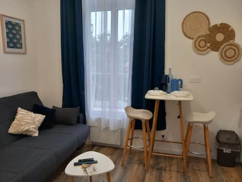 Studio-au-centre-ville-de-Noyon