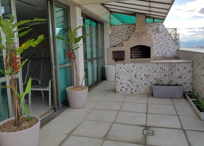 Maravilhosa Cobertura na praia da Barra de 4Q gallery image 4