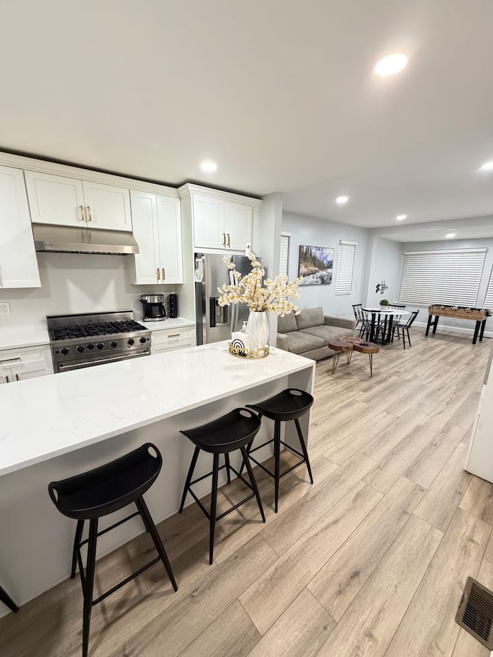 1st Fl-cozy & Modern 2 Bedrooms - エリザベス, NJ