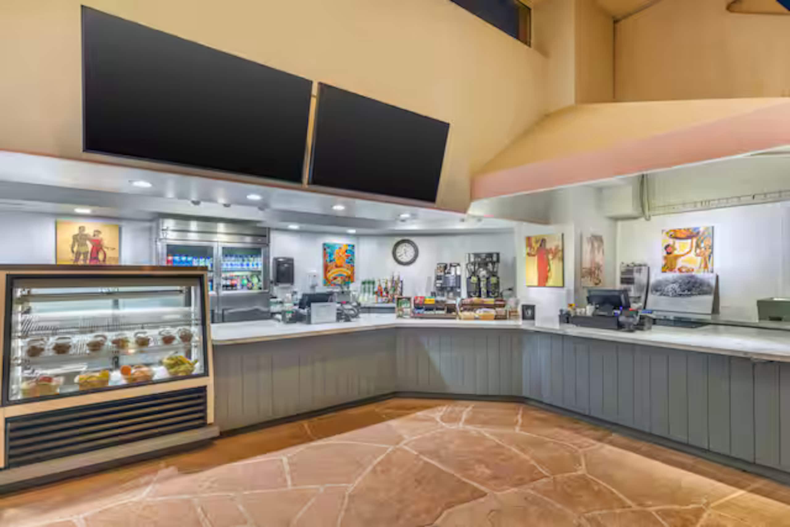 Condo in Lahaina · ★4.92 · 1 bedroom · 2 beds · 1 private bath - Image 67