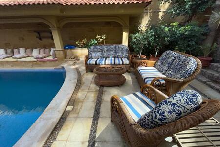 Cozy Villa with private pool