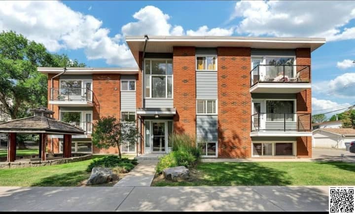 Whyte Av Condo | Uofa | Hospital - Edmonton, Canadá
