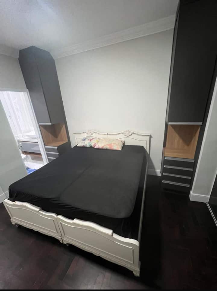 Dhomë gjumi 1