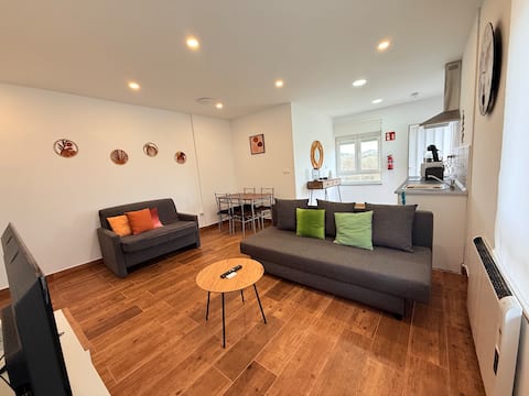 Propiedad de Airbnb exitosa: Apartment with a terrace en Santillana Del Mar