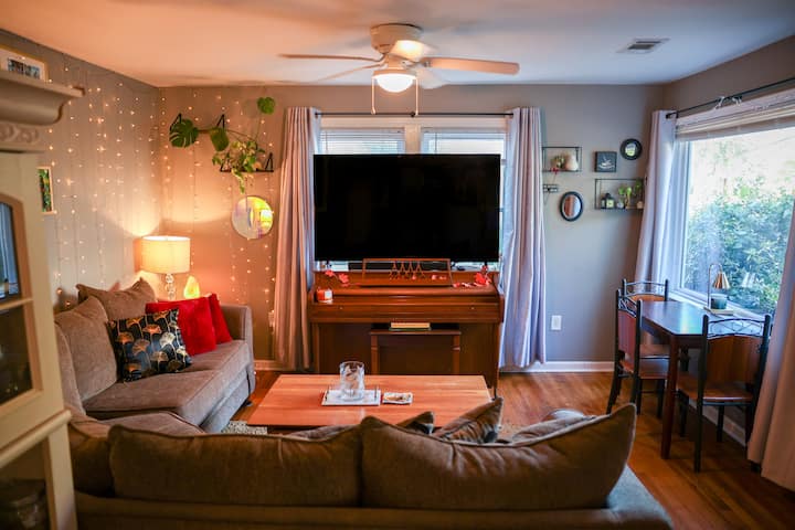 Cozy Athens House walk to UGA/Downtown/Stadium
