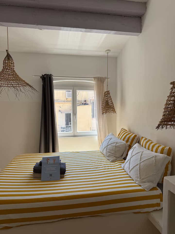 Wifi, Climatisation, T2, 3 éTage - Marsiglia