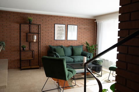 NH Interlaken_ Luzern/ Lake / Mountain / Central