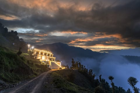 Offbeat Peaceful Retreat Near Mussoorie Dhanaulti